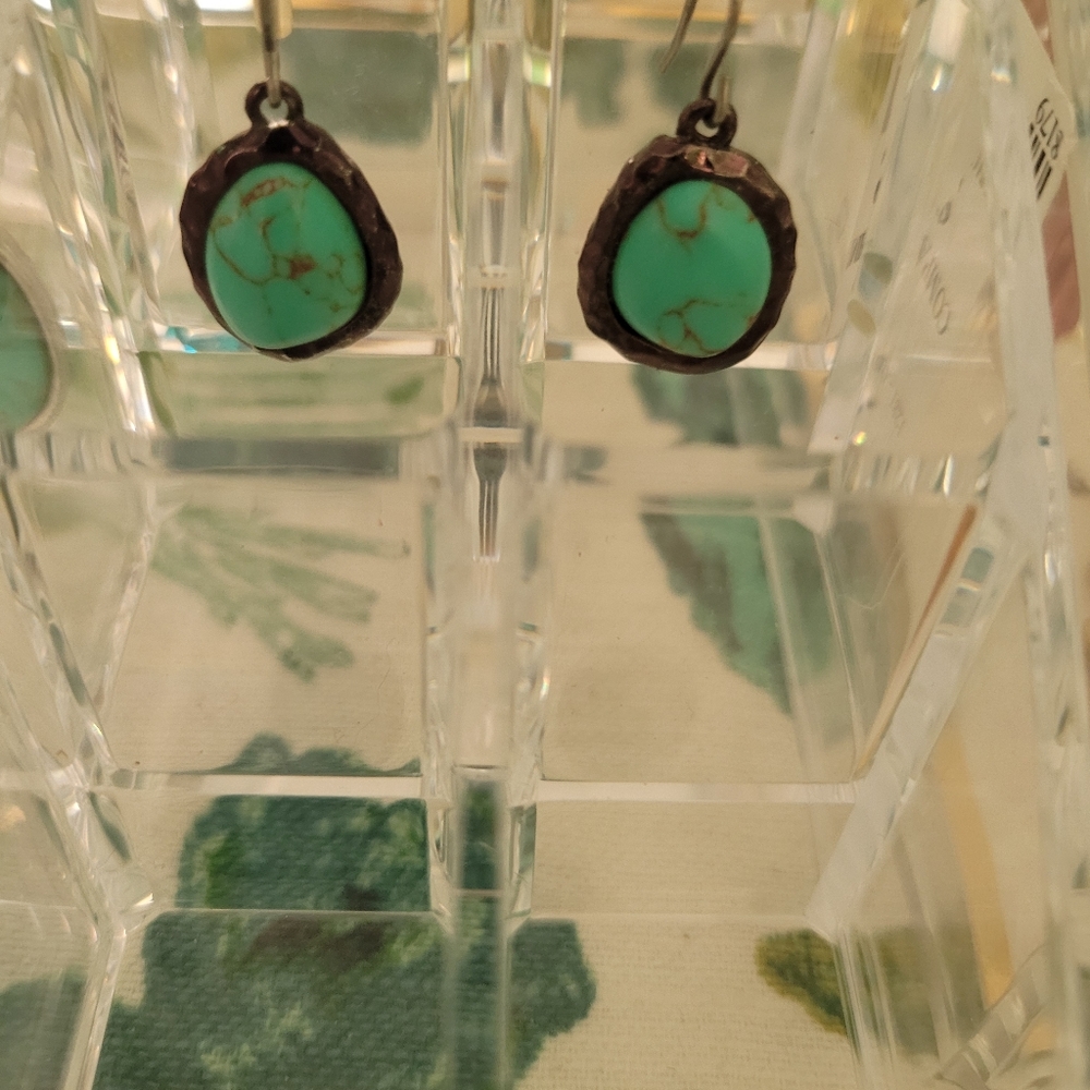 Statement earrings - Picture 4 of 4